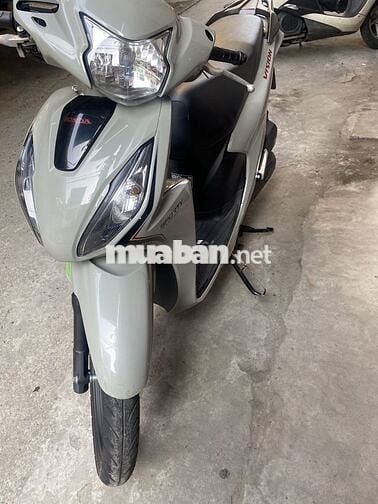 Cần bán xe máy