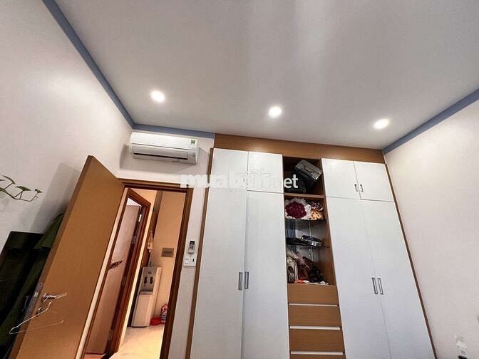 Nhà 3 Tâng HXH sát Tr. Học Đào Sơn Tây Linh Xuan DT60m 4Pn Hoàn Công
