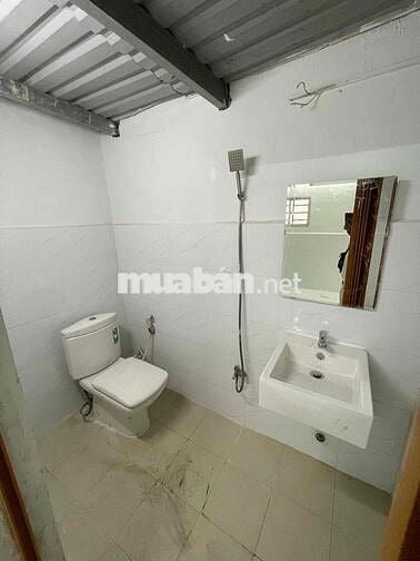 phòng trọ 8m2 đường nguyễn biểu  quận 5