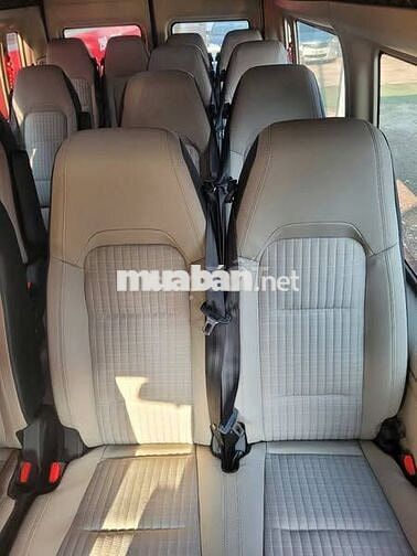 Ford transit 16cho sx năm 2018
