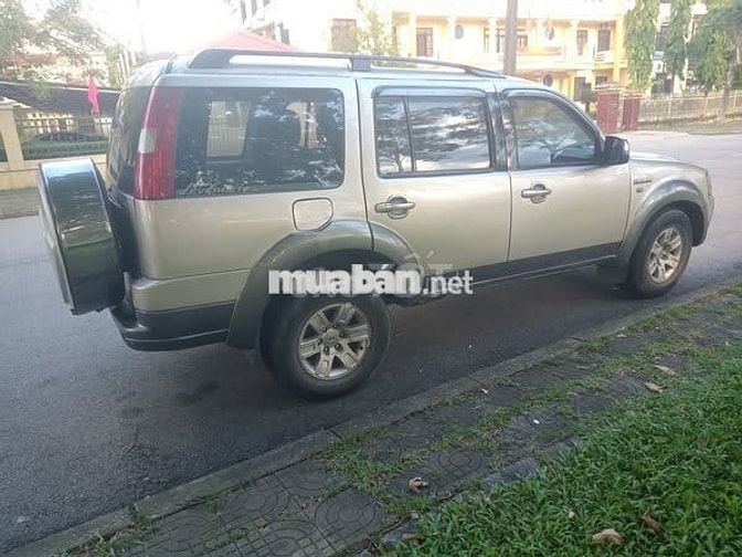 Bán xe ford everest sx năm 2007 số sàn