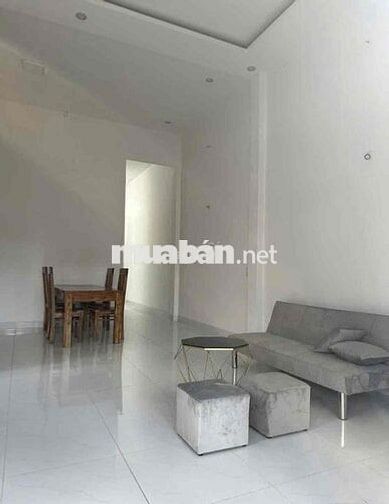 RA GẤP CĂN NHÀ CẤP 4 GIÁ RẺ CÁCH CHỢ HƯNG LONG 900m