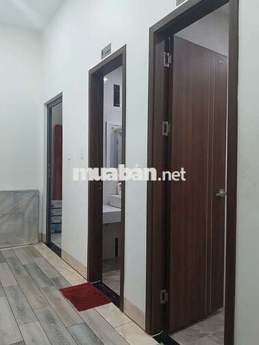 Cho thuê văn phòng gần Vạn phúc city chỉ từ 8tr tháng. Có bảo vệ