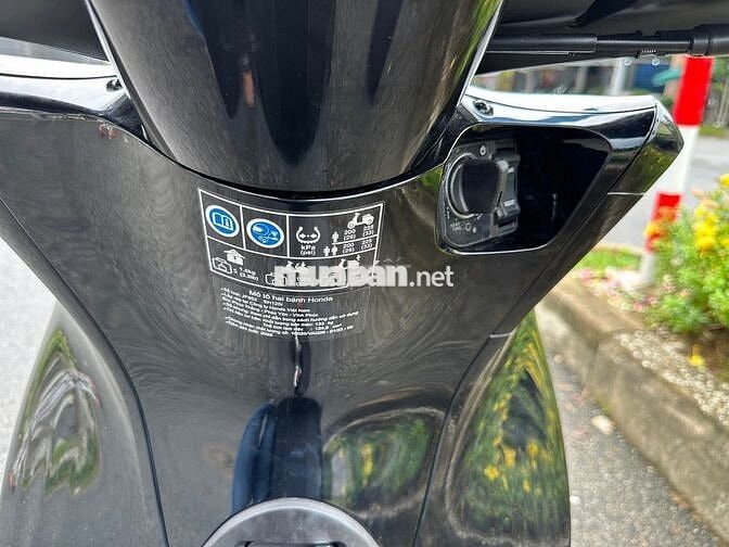 Sh 125i 2025 600km như mới có trả góp trao đổi