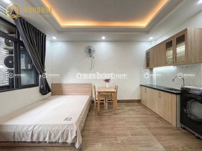 Căn hộ full nội thất cửa sổ trời lớn thoáng mát Hoàng Diệu Quận 4