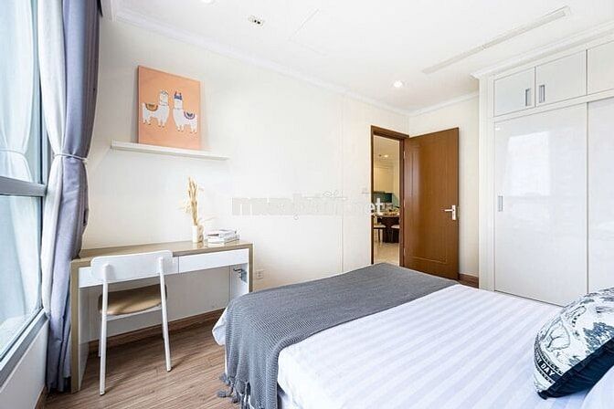 TÔI CẦN CHO THUÊ PN VINHOMES CENTRAL PARK NT CAO CẤP - LANDMARK 81