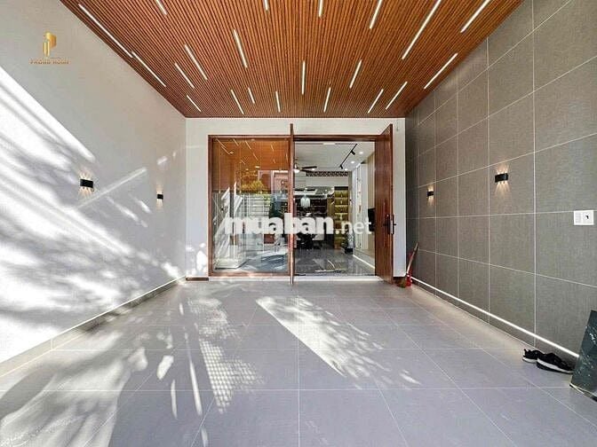 Nhà đẹp mới hoàn thiện gần cầu Nguyễn Tri Phương - vào ở liền !!!!!!!!