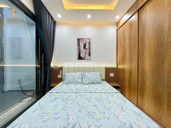 Nhà đẹp mới hoàn thiện gần cầu Nguyễn Tri Phương - vào ở liền !!!!!!!!