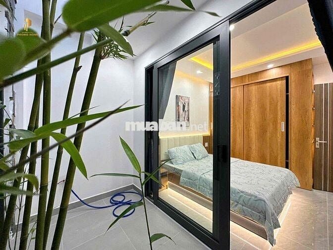 Nhà đẹp mới hoàn thiện gần cầu Nguyễn Tri Phương - vào ở liền !!!!!!!!