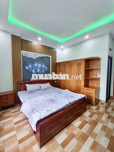 Cho thuê nhà 4 phòng ngủ khu dân cư phú hồng thịnh 10 bình an dĩ an
