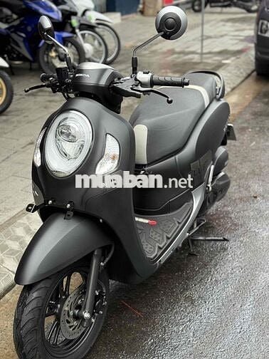 Scoopy nhập khẩu Thái Lan. rin nguyên bản