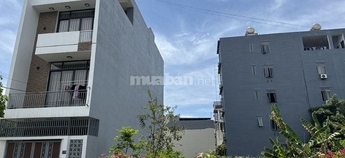 225m2/31 tỷ đường Trần Quốc Hoàn,Thông ra Bãi Tắm Sơn Thủy