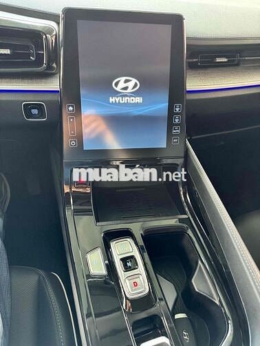 Hyundai Custin 2024 Cao Cấp 2.0T - 618888 km