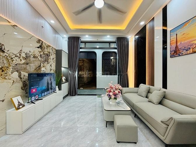 CHÍNH CHỦ BÁN NHÀ GIÁ RẺ GÒ VẤP 4X14 ĐÚC 1 LẦU HẺM XH 4CHỖ NHÀ MỚI ĐẸP