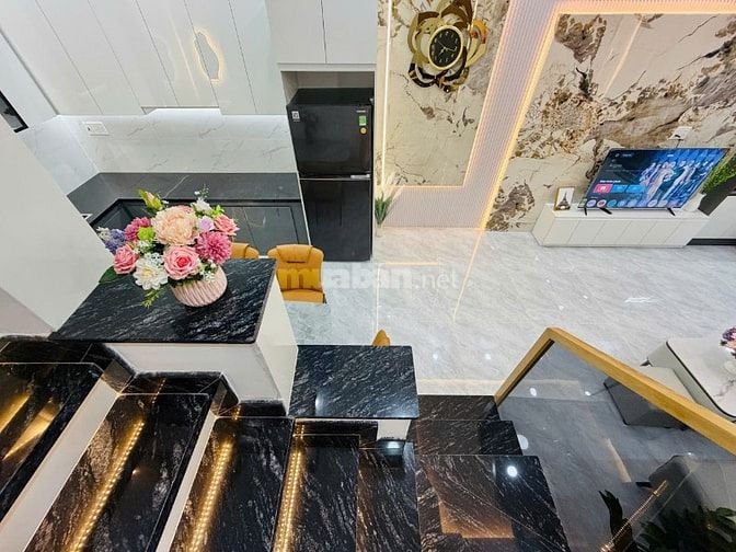 CHÍNH CHỦ BÁN NHÀ GIÁ RẺ GÒ VẤP 4X14 ĐÚC 1 LẦU HẺM XH 4CHỖ NHÀ MỚI ĐẸP
