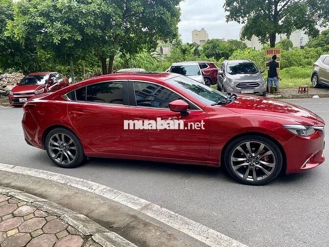 Mazda 6 Premium 2.0 AT 2019 - 495 Triệu