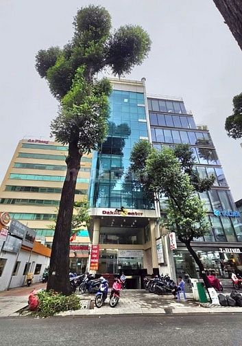 BÁN NHÀ MẶT TIỀN MẠC ĐỈNH CHI, ĐAKAO, QUẬN 1 DT:9.7X23M HẦM,9 TẦNG 240