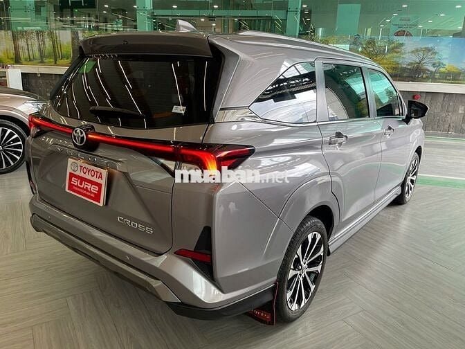 Toyota Veloz Cross 2025 - 10000 km