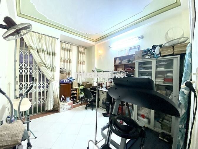 CHO THUÊ NHÀ 3 PHÒNG NGỦ CÓ NỘI THẤT HẺM TTTP GIÁ 7 TRIỆU/THÁNG
