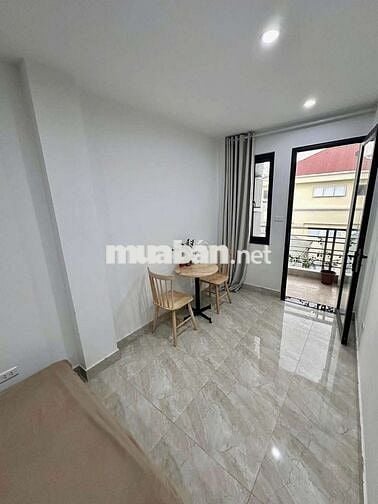 Cho thuê CCMN 25m2 full đồ. Ban công thoáng ô tô đỗ cửa tại Tương Mai