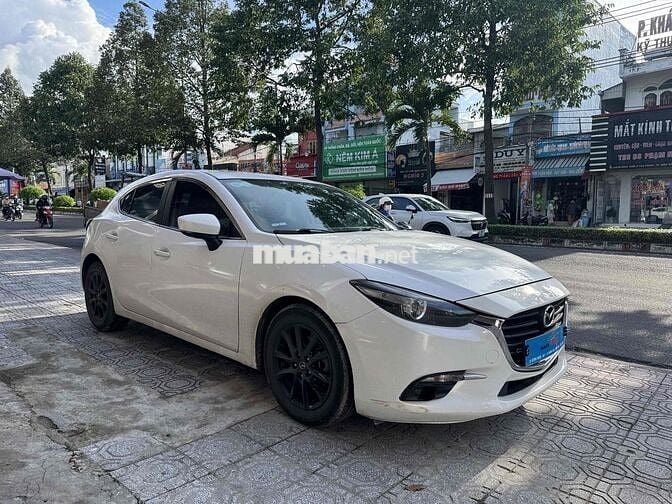 Mazda 3 2019 1.5L Sport Luxury - 87000 km