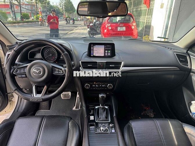 Mazda 3 2019 1.5L Sport Luxury - 87000 km