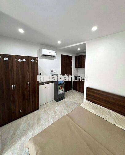 Cho thuê CCMN 25m2 full đồ. Ban công thoáng ô tô đỗ cửa tại Tương Mai
