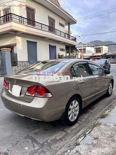 Honda Civic 1.8 AT 2010 - 269 Triệu