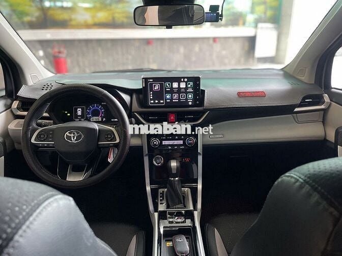 Toyota Veloz Cross 2025 - 10000 km