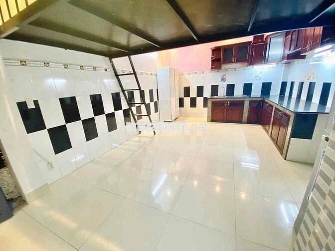 Phòng duplex 32m2 cực kì rộng rãi