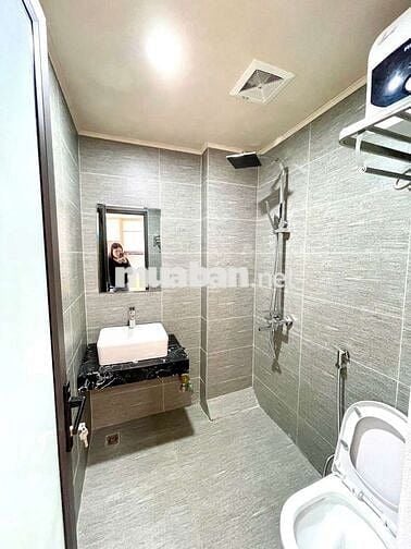 Cho thuê CCMN 1n1k 35m2 Full đồ xịn sò. Ban công thoáng tại Hoàng Mai