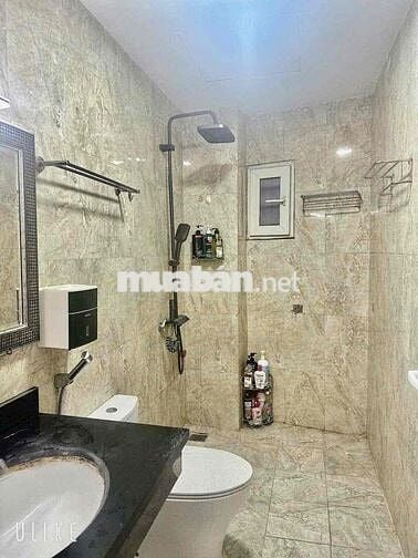 Nhà Dân Xây Mới phố Tôn Đức Thắng 35m, 6 Tầng căn góc gần phố