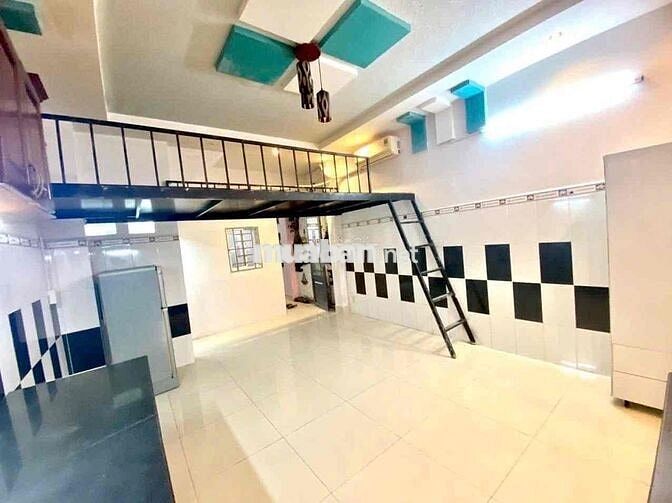 Phòng duplex 32m2 cực kì rộng rãi