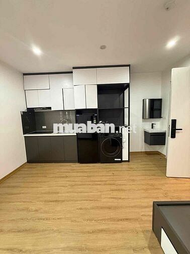 CCMN phố Đê La Thành, cạnh ĐH Văn Hoá, TT Đống Đa, 58m, 6T, TM, 10p.