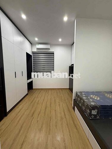 CCMN phố Đê La Thành, cạnh ĐH Văn Hoá, TT Đống Đa, 58m, 6T, TM, 10p.