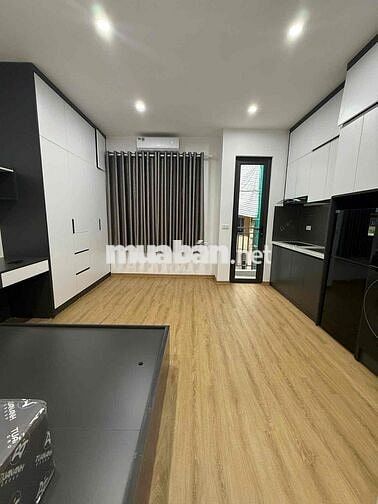CCMN phố Đê La Thành, cạnh ĐH Văn Hoá, TT Đống Đa, 58m, 6T, TM, 10p.
