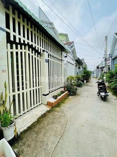 bán gấp căn nhà cấp 4 ở Tân Chánh Hiệp quận 12, DT 56m2, gái 1 tỷ 020.