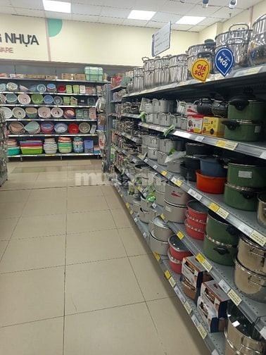 Dịp Trung Thu- Cửa Hàng Tiện Lợi Nhận 5 Nhân Viên Đi Làm Luôn