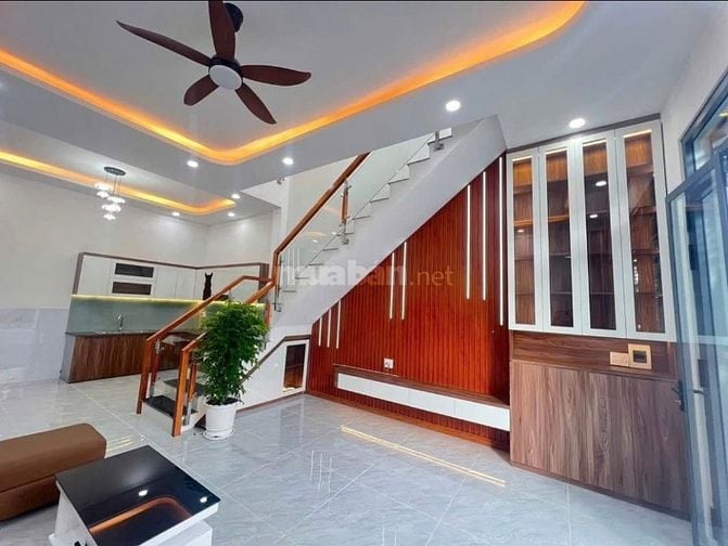 Nhà quận 8 gần cầu chữ Y, cho thuê giá cao 10tr/tháng có SHR chính chủ