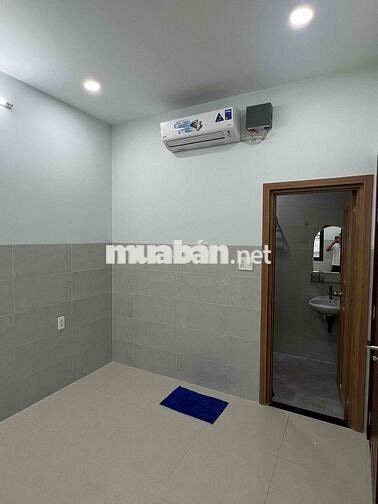 Phòng Cho Thuê Quận Tân Bình (nhà mặt tiền, mới 100%)