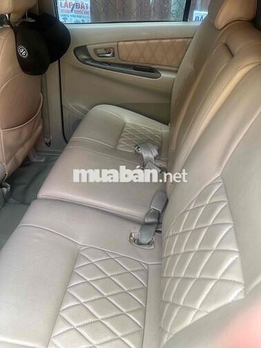 Toyota Innova 2013 2.0G - 110000 km