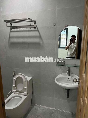 Phòng Cho Thuê Quận Tân Bình (nhà mặt tiền, mới 100%)