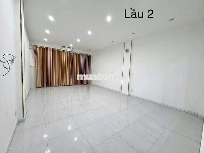 Cho thuê nhà 1 trệt 4 lầu mặt tiền trần văn hoài gần vincom xuân khánh