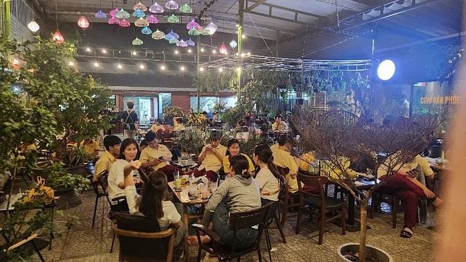Sang nhượng quán Cafe 1000m2 gần Emart Gò Vấp, thuê chỉ 31tr