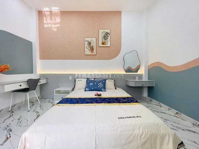 Bán nhà Bình Thạnh 42m2 giá 1 tỷ 990 đường Đinh Bộ Lĩnh, phường 1.