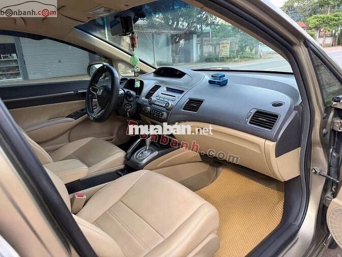 Honda Civic 1.8 AT 2010 - 259 Triệu