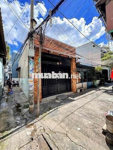 Nhà Đẹp 2 Tầng — Gần Hoà Bình Tô Hiệu Phan Anh HL2 (4m x 12m) Đông Nam