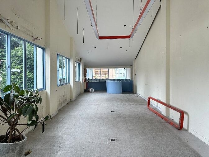 Góc 2 mặt tiền - trung tâm, Quận 1 - 4,2x24m - trệt lầu ST, suốt đẹp
