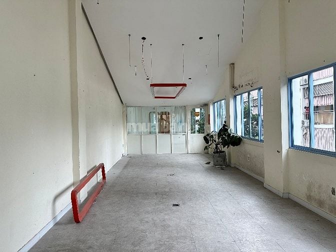 Góc 2 mặt tiền - trung tâm, Quận 1 - 4,2x24m - trệt lầu ST, suốt đẹp