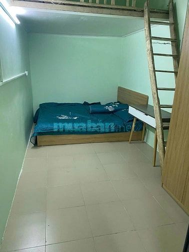 Cần bán gấp căn hộ tập thể phố Đại Cồ Việt, DT 25m2, giá 3.2 tỷ
